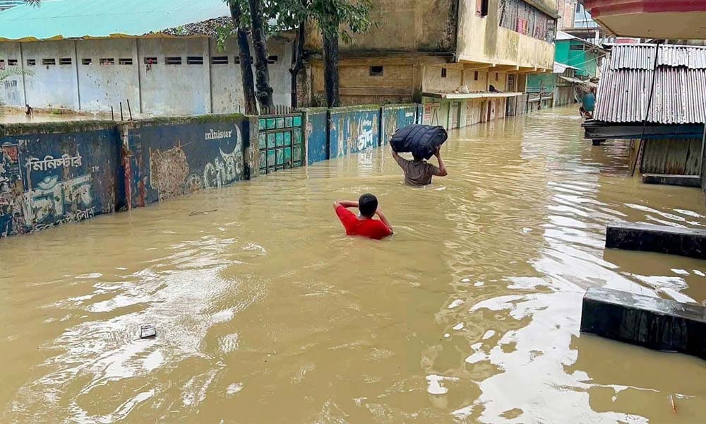 বন্যায় মৃত্যু বেড়ে ৫১, ক্ষতিগ্রস্ত ১০ লাখের বেশি মানুষ