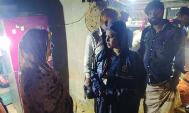 বন্যা ও ভূমিধসে ক্ষতিগ্রস্তদের পাশে উখিয়া প্রশাসন