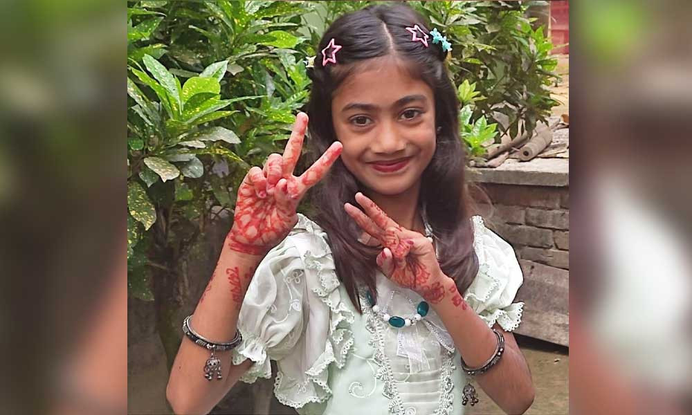 ঘুমের মধ্যে সাপের কামড়, প্রাণ গেল স্কুলছাত্রীর