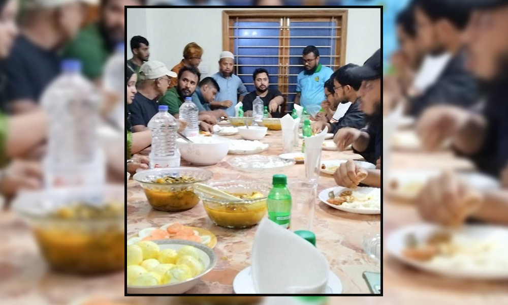 নিষিদ্ধ করতে চাওয়া জাপা নেতার বাড়িতে খাওয়া শেষে রাত্রিযাপন নাহিদ-হাসনাতের