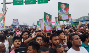 প্রধানমন্ত্রীকে স্বাগত জানাতে ভাঙ্গায় বিএনপি নেতাকর্মীদের ভিড়
