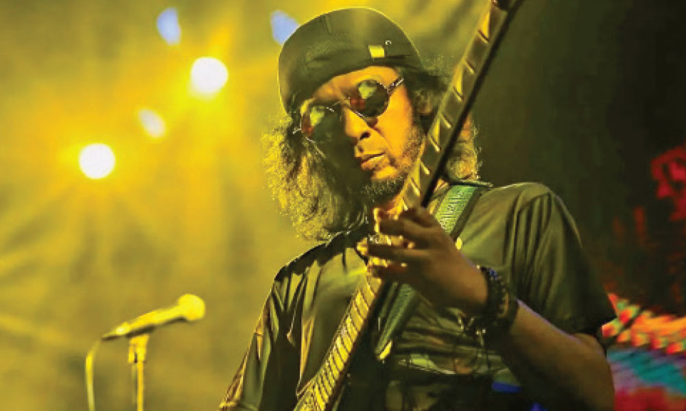 আর মঞ্চে উঠবেন না কমল