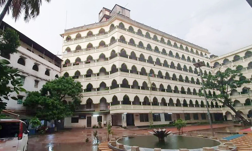 ৭০ বছরের প্রাক্তন শিক্ষার্থীদের সম্মাননা পাগড়ি দেবে ফরিদাবাদ মাদ্রাসা