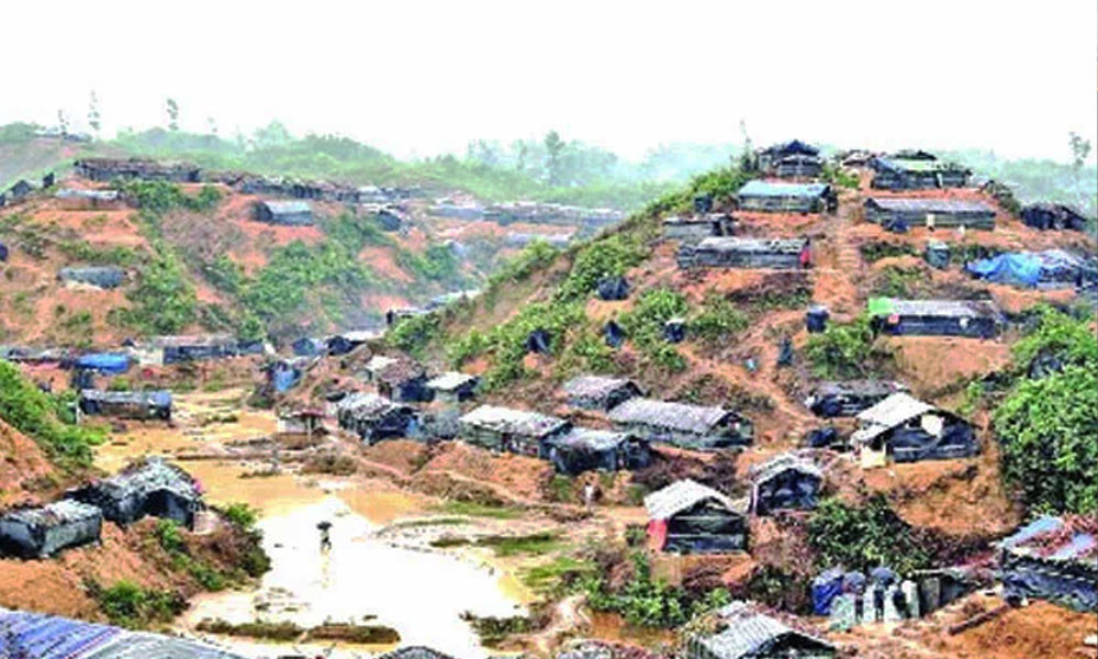 রোহিঙ্গায় পাহাড়ধস কক্সবাজারের সর্বনাশ