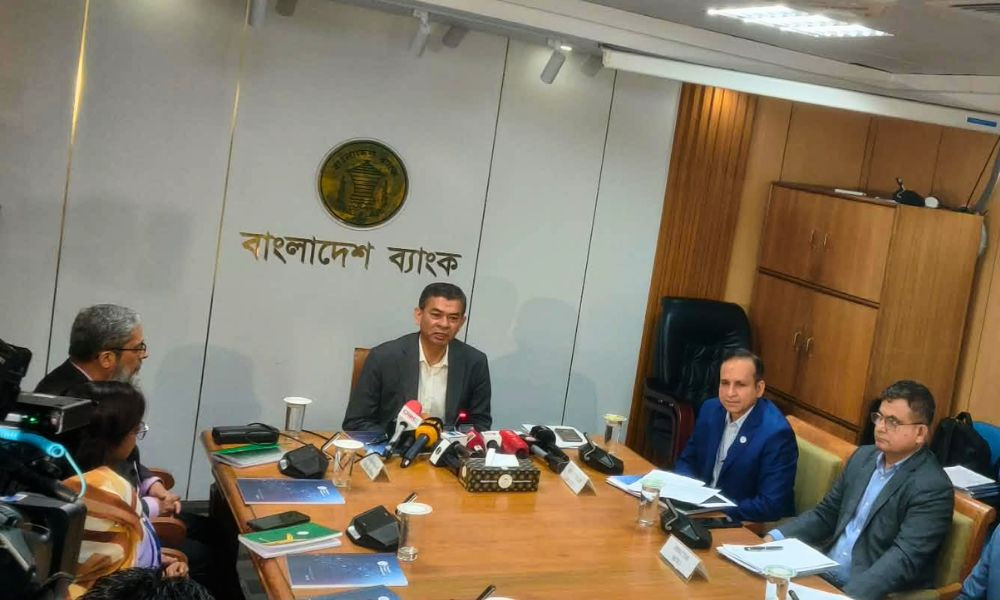 সন্দেহজনক লেনদেন ৭৪ শতাংশ বেড়েছে, ৯৫ শতাংশই ব্যাংকের মাধ্যমে