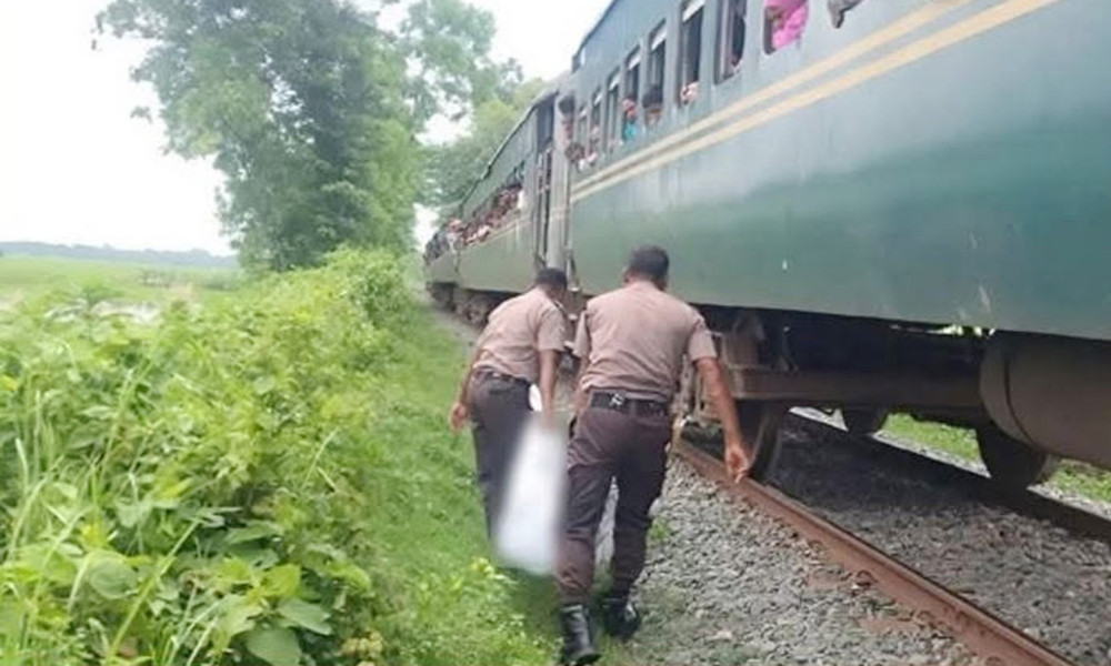 রাজবাড়ীতে ট্রেনে কাটা পড়ে অজ্ঞাতপরিচয় যুবকের মৃত্যু
