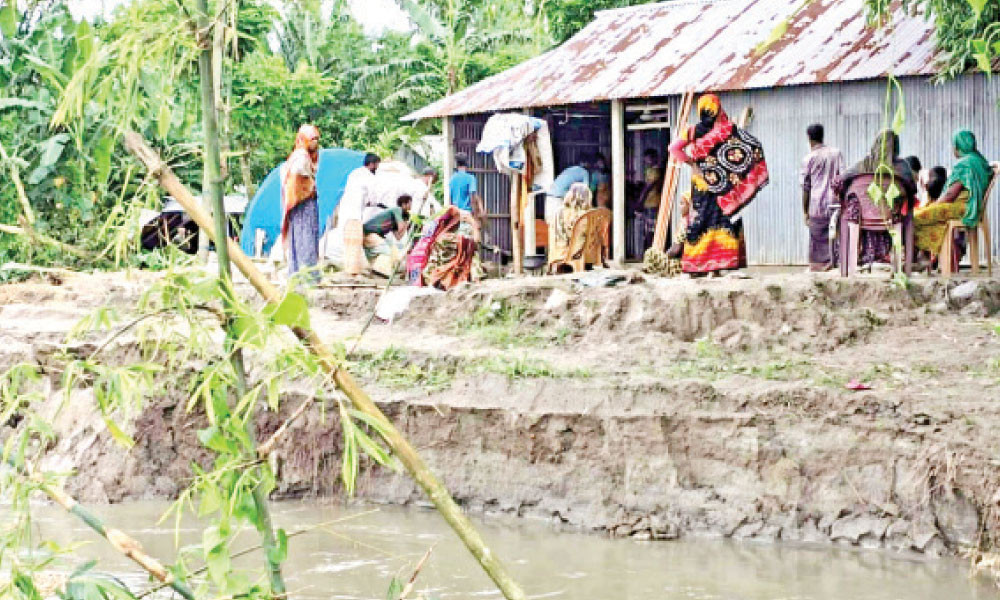 তিস্তার ভাঙনে বাড়ছে দুশ্চিন্তা