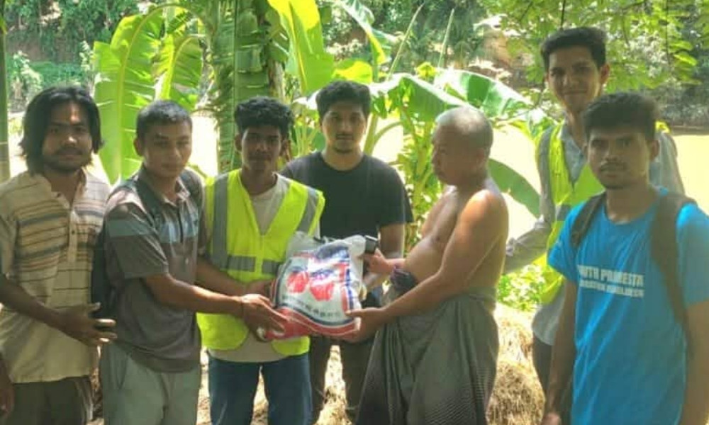 বন্যায় ক্ষতিগ্রস্ত প্রায় অর্ধশত পরিবারের পাশে বসুন্ধরা শুভসংঘ