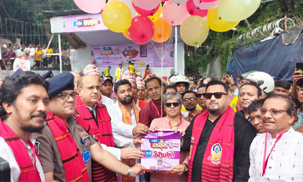 বাংলাদেশ সাম্প্রদায়িক সম্প্রীতির এক অনন্য উদাহরণ : মীর হেলাল
