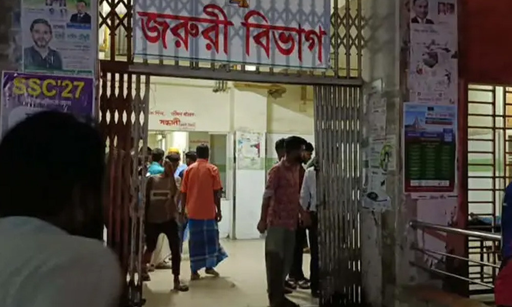 হবিগঞ্জে ৩ মোটরসাইকেলের সংঘর্ষে প্রাণ গেল ৩ যুবকের