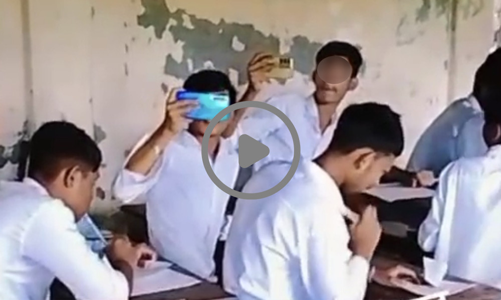 পরীক্ষা কক্ষে নকলের মহোৎসব! ভিডিও ভাইরাল