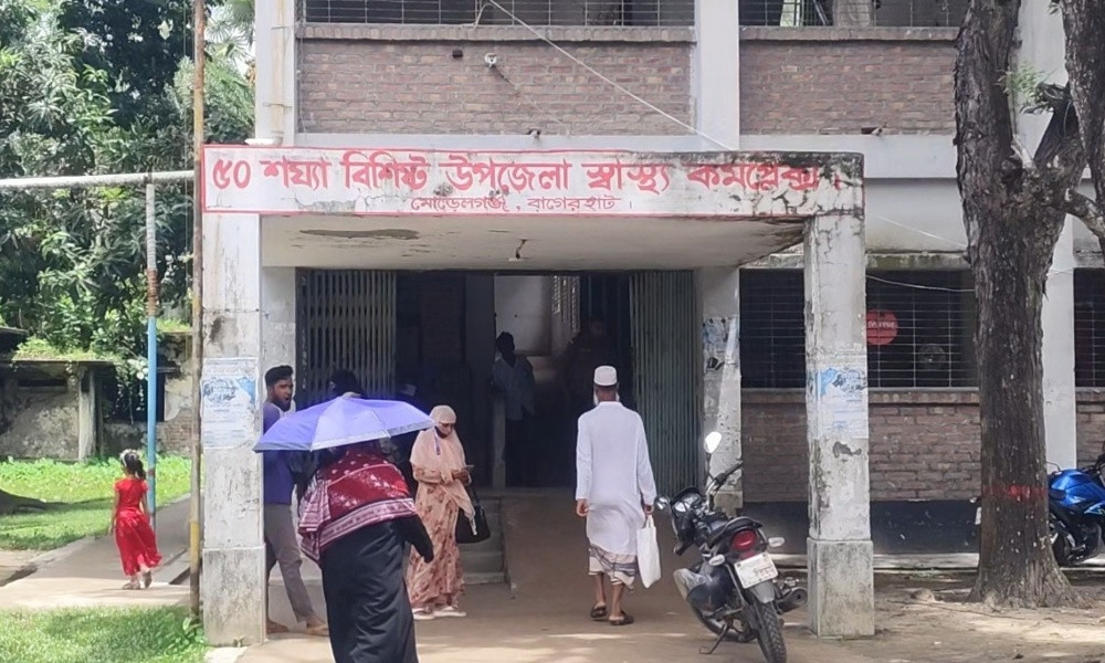 ৫ লাখ মানুষের ভরসা, সংকটের মধ্যেও এগিয়ে মোরেলগঞ্জ হাসপাতাল