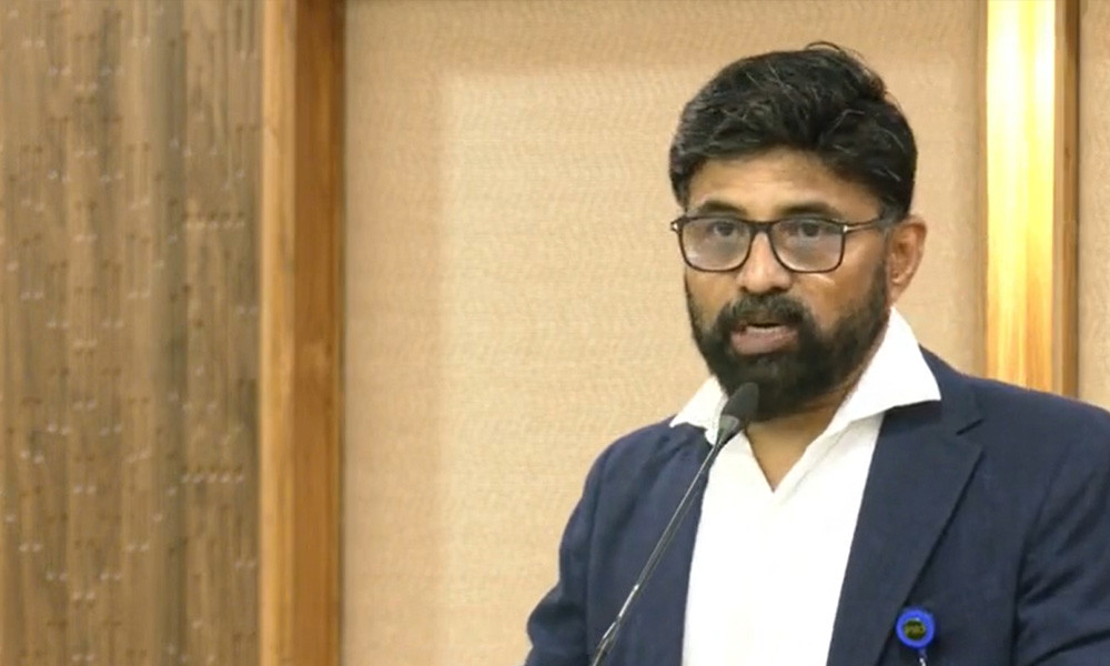 নির্বাচনী ইশতেহার ও জুলাই সনদ একসঙ্গে বাস্তবায়ন হচ্ছে : প্রেসসচিব