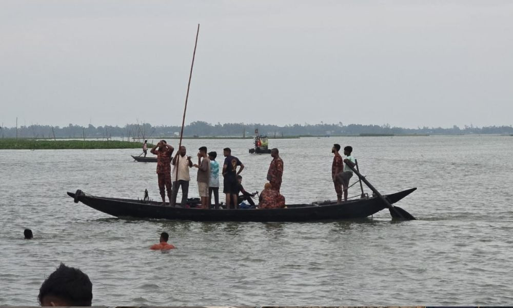 মেঘনায় গোসলে নেমে নিখোঁজ কিশোর