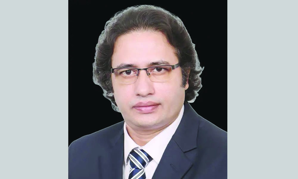 শিক্ষার্থীদের আড়ালে এরা কারা?