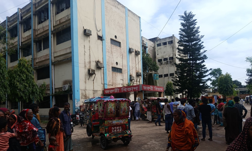 জামালপুরে সড়ক দুর্ঘটনায় শিশুসহ নিহত ৩