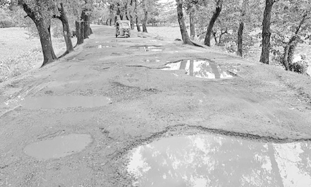 টেকেরঘাট সড়কের করুণ দশা