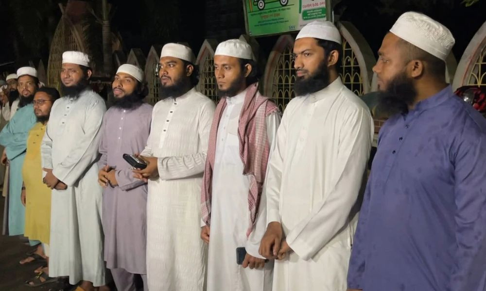 ‘তৌহিদী জনতা’র আপত্তির মুখে বিশ্বকাপ ফাইনাল আয়োজন ভণ্ডুল