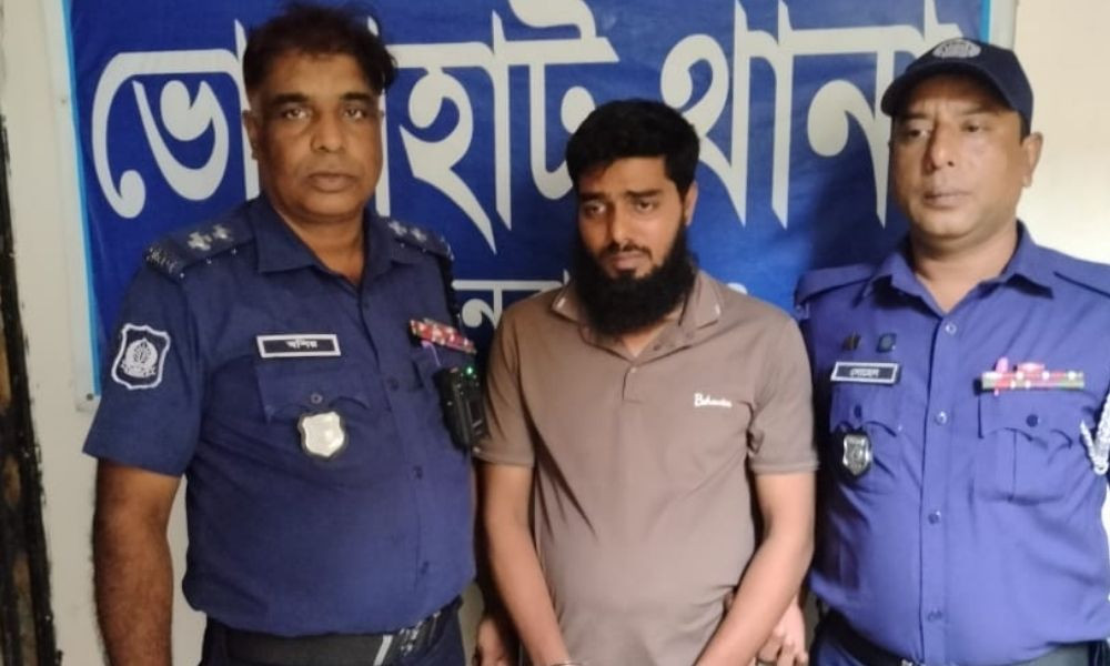 চাঁপাইনবাবগঞ্জে ৬ বছরের শিশুকে ধর্ষণ, এনজিওকর্মী আটক