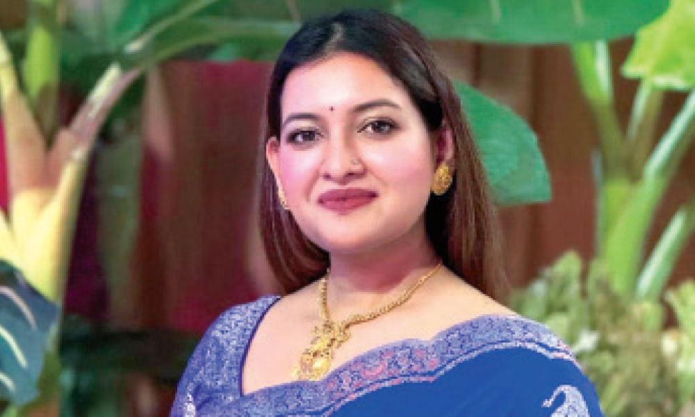 ইতালিতে টানা তিন দিন গাইবেন সিঁথি