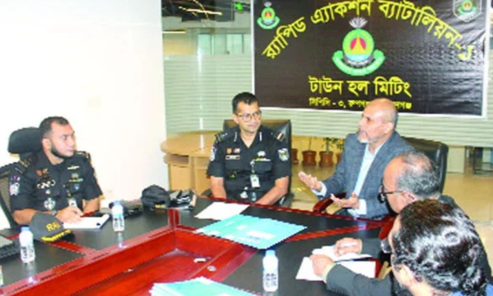 বসুন্ধরা আবাসিকে নিরাপত্তায় কর্তৃপক্ষের সঙ্গে সমন্বিতভাবে কাজ করবে র্যাব