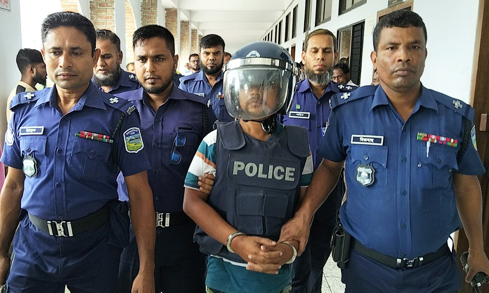 প্রতারণা মামলায় সেই হরিদাস কারাগারে