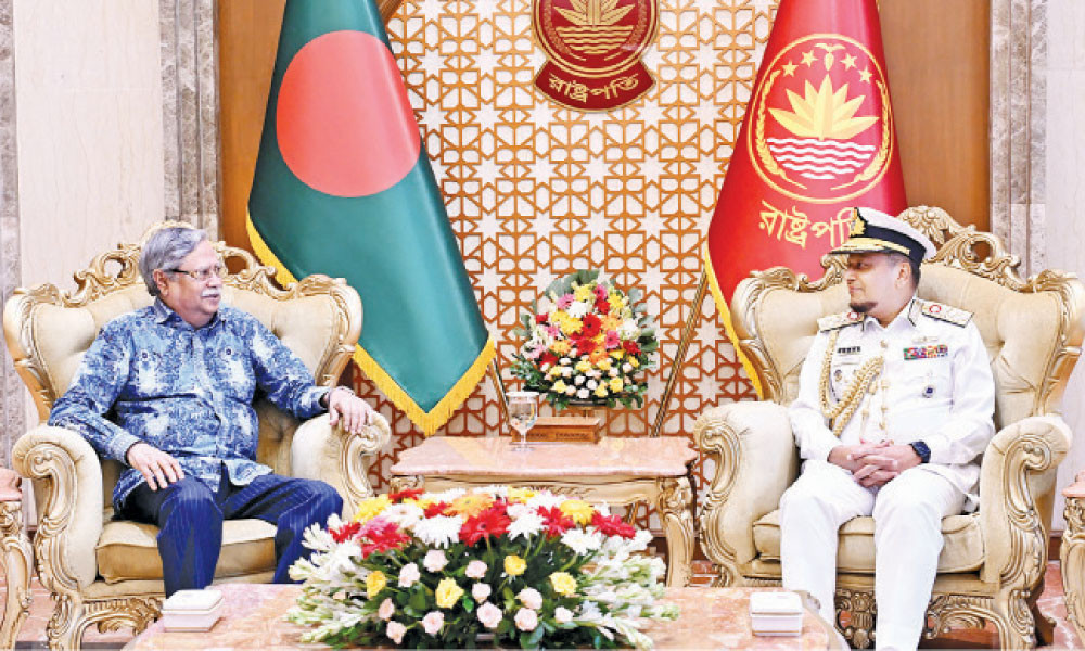 রাষ্ট্রপতি ও বিমানবাহিনী প্রধানের সঙ্গে নৌবাহিনী প্রধানের বিদায়ি সাক্ষাৎ
