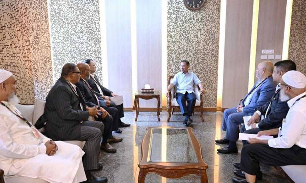বস্ত্র খাতের উন্নয়নে সব ধরনের সহযোগিতার আশ্বাস প্রধানমন্ত্রীর