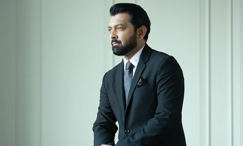 আবারও ফিরছেন তাহসান