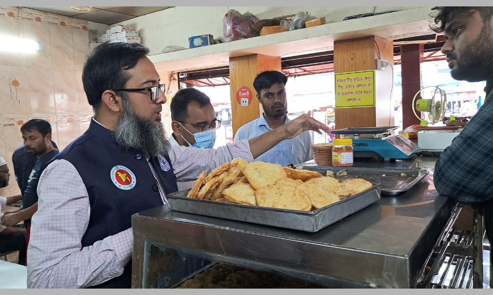 বিএসটিআই’র অনুমোদনহীন পণ্য বিক্রি, দোকাানিকে জরিমানা