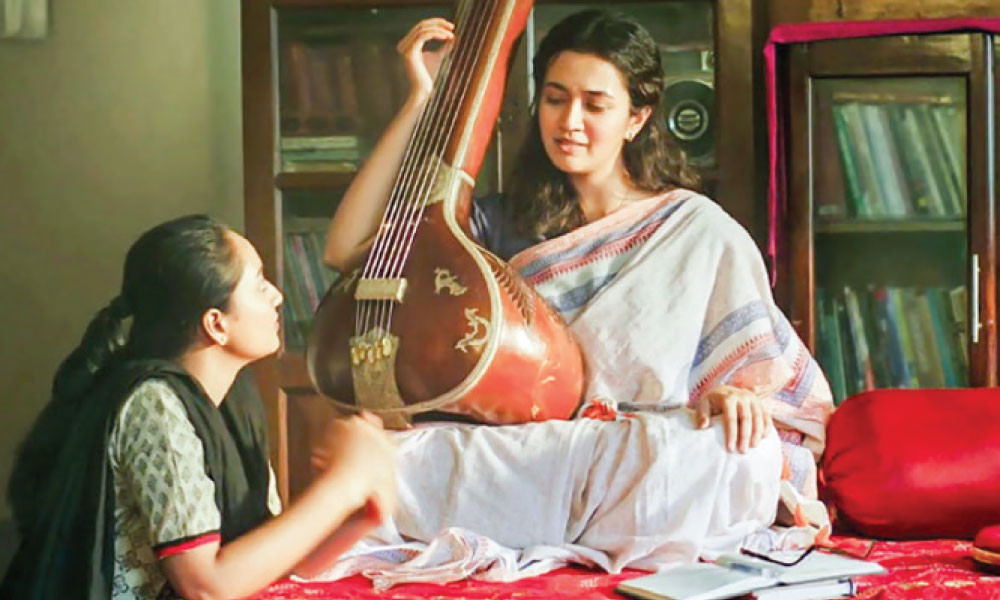 সামনের সপ্তাহে প্রেক্ষাগৃহে ‘শেকড়’