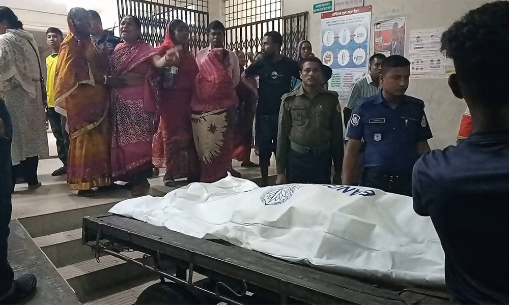 বরগুনায় গৃহবধূকে শ্বাসরোধে হত্যার অভিযোগ, স্বামী ও ননদ গ্রেপ্তার