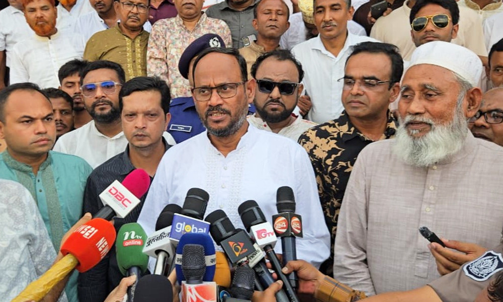 স্বৈরাচারী সরকারের দুর্নীতির তদন্ত করে পরিকল্পিত বেড়িবাঁধ নির্মাণ করা হবে