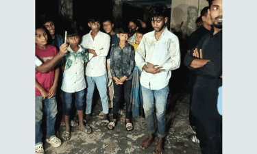 হাঁস চুরির সময় হাতেনাতে ধরা, ১০০ রাকাত নামাজ পড়ে মুক্তি