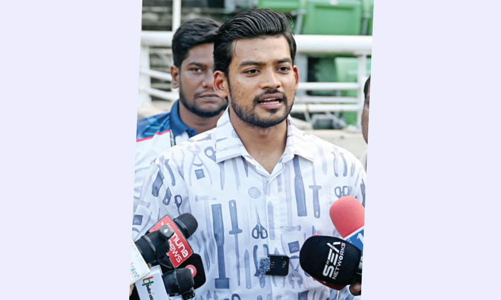 প্রস্তুতি ছাপিয়ে শঙ্কার নাম চোট