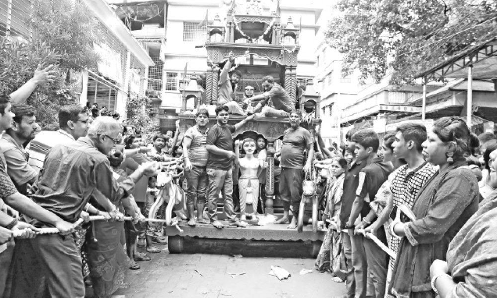 শ্রীশ্রী জগন্নাথ, বলদেব ও সুভদ্র মহারানীর উল্টো রথযাত্রা উপলক্ষে শোভাযাত্রা