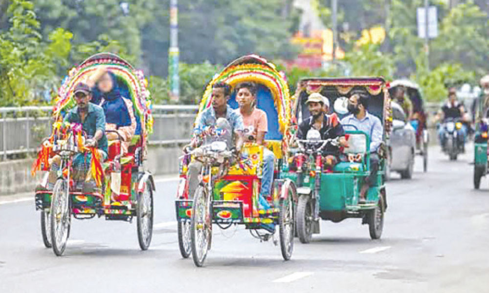 বেপরোয়া অটোরিকশা চলাচলে নিত্য ভোগান্তি
