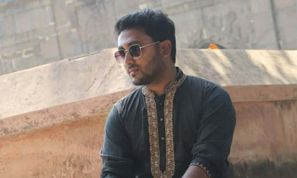 নওগাঁয় ছাত্রাবাস থেকে কলেজ শিক্ষার্থীর ঝুলন্ত মরদেহ উদ্ধার
