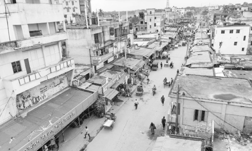 ডুমুরিয়ায় সরকারি রাস্তায় কোটি টাকার বাণিজ্য