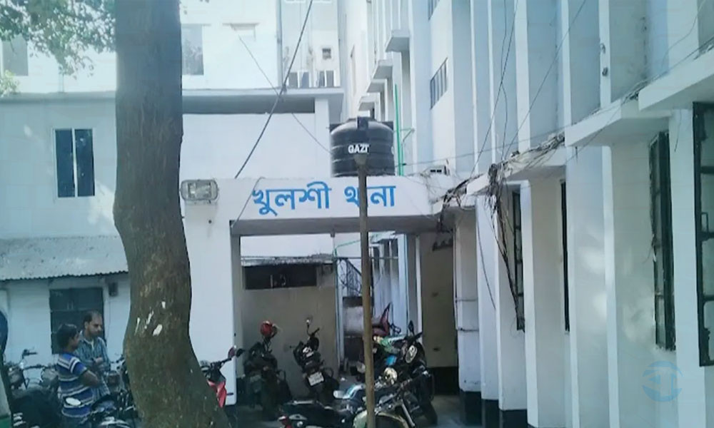 এবার চট্টগ্রামে ছুরিকাঘাতে পুলিশ কর্মকর্তা আহত