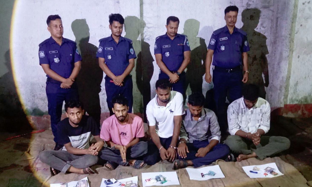 বুড়িচংয়ে কোল্ড স্টোরেজে ইয়াবা সেবন, ৫ যুবকের কারাদণ্ড