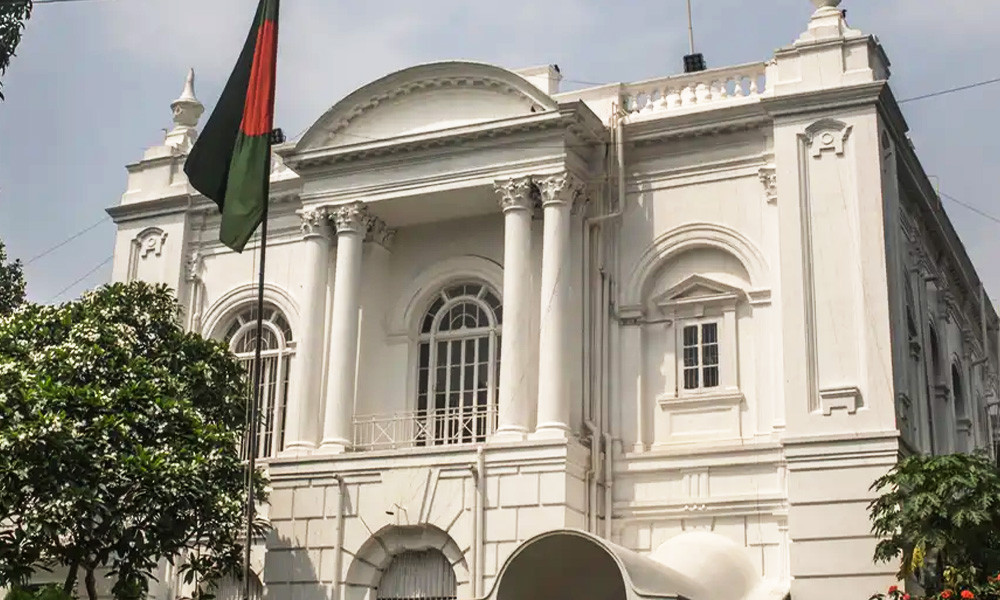 ২ সাংবাদিক ও ২৫ অভিনেতা-অভিনেত্রীর বিরুদ্ধে ট্রাইব্যুনালে অভিযোগ