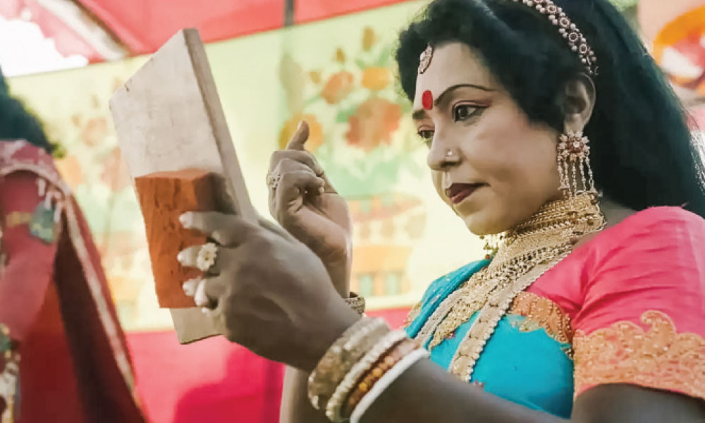 শিল্পকলায় বিনামূল্যে ‘দেলুপি’