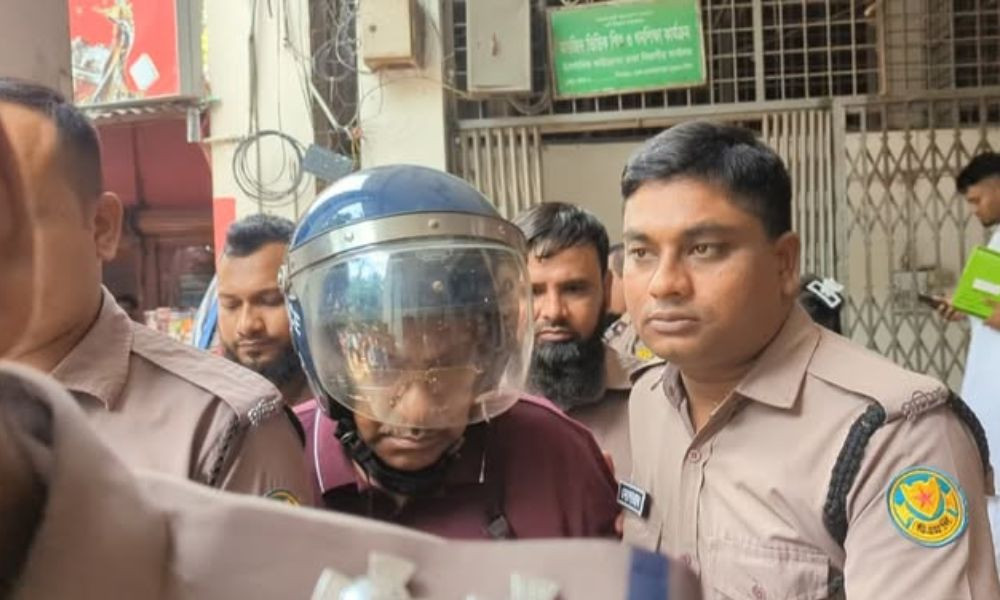 এস কে সুরের তিন বছরের কারাদণ্ড