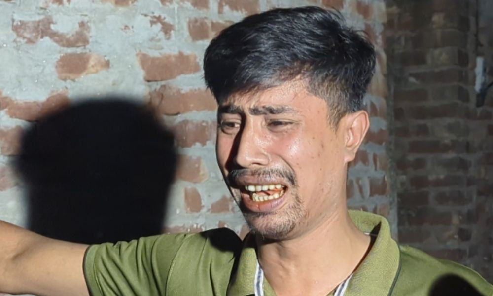 গণপতি চক্রবর্তীর বাড়িতে পানি দিয়ে আলামত ধ্বংসের অভিযোগ