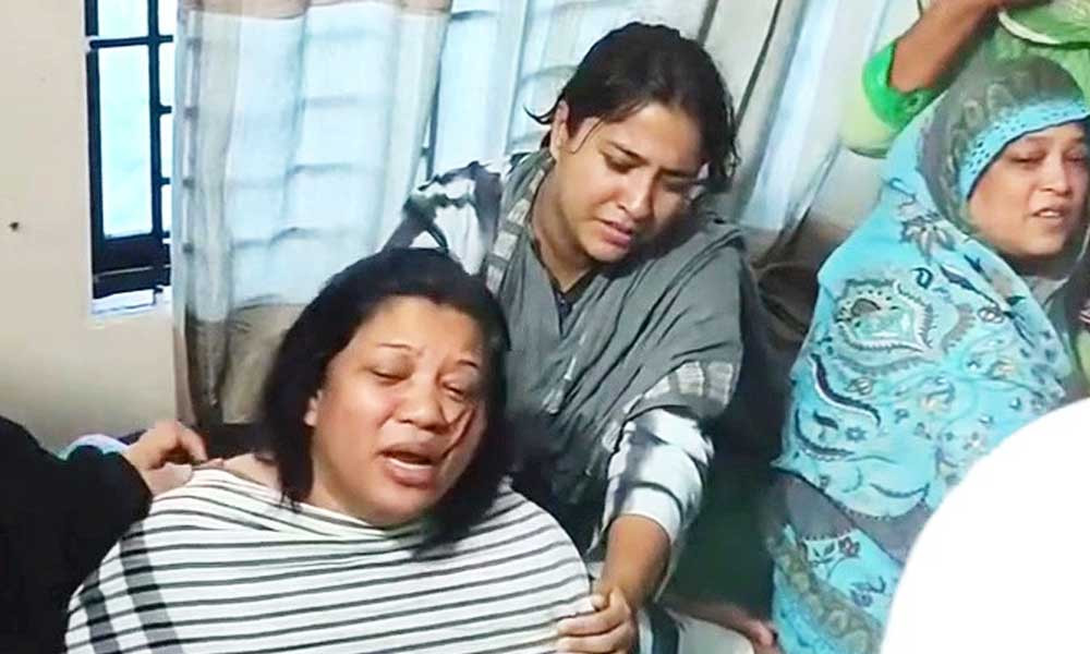কুমিল্লাতে চাকরি করতে এসেছি, এটাই কি আমার অন্যায় : অপ্রতিমের মা