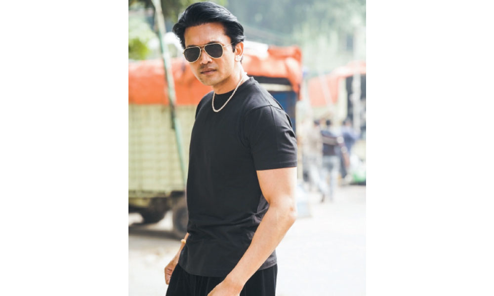 নির্মাতাদের তোড়জোড়