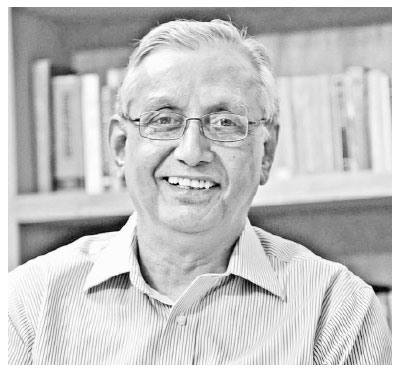 সব্যসাচী ক্রীড়া ব্যক্তিত্ব আবদুস সাদেক