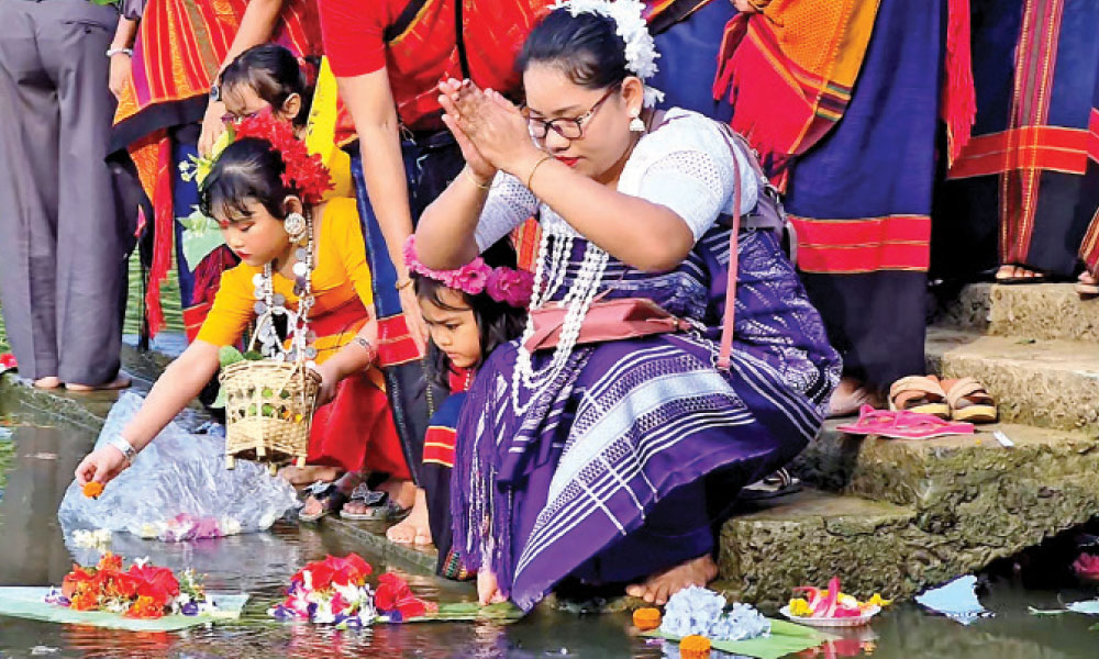 পার্বত্য চট্টগ্রামে আদিবাসীদের বর্ষবরণ উৎসব