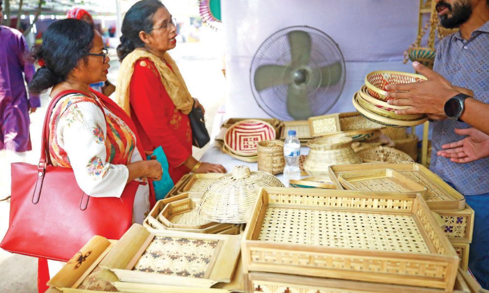 বৈশাখী অর্থনীতিতে উৎসবের রং